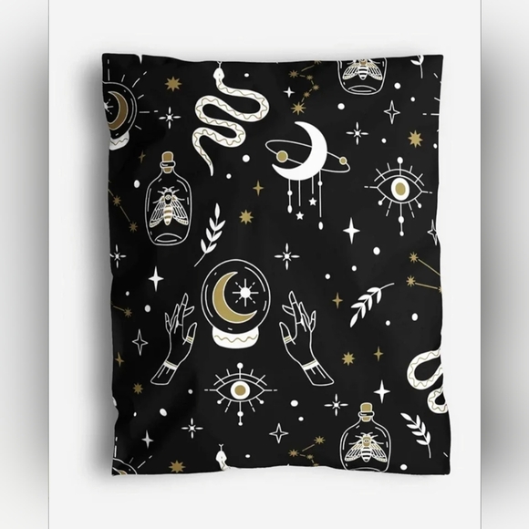 Celestial Magic Black Poly Mailers - 20 Pack - Picture 2 of 4